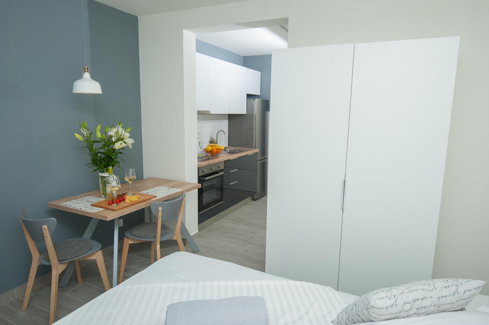 Seaside Luxury Suites Podstrana Rom bilde