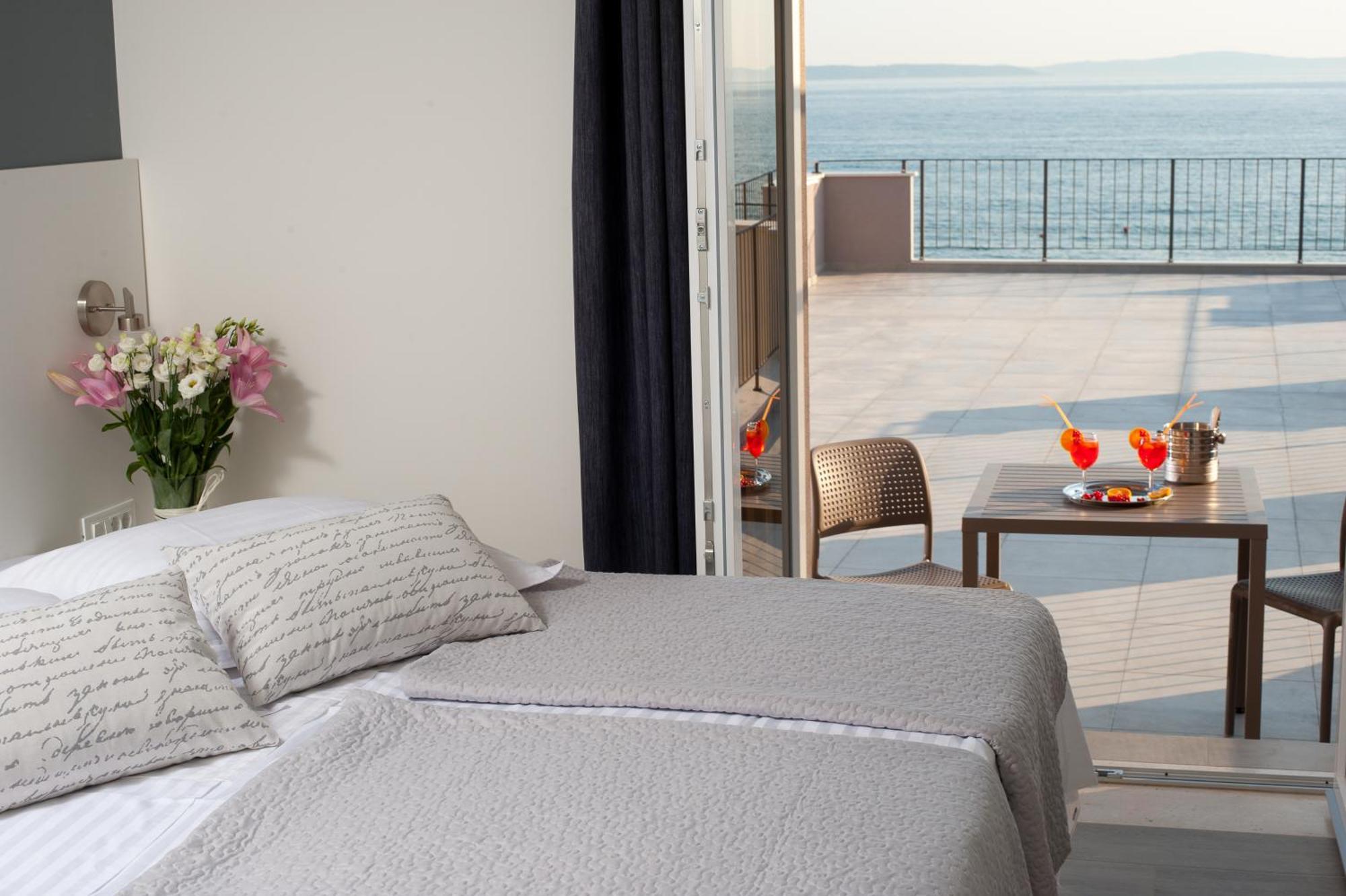 Seaside Luxury Suites Podstrana Rom bilde