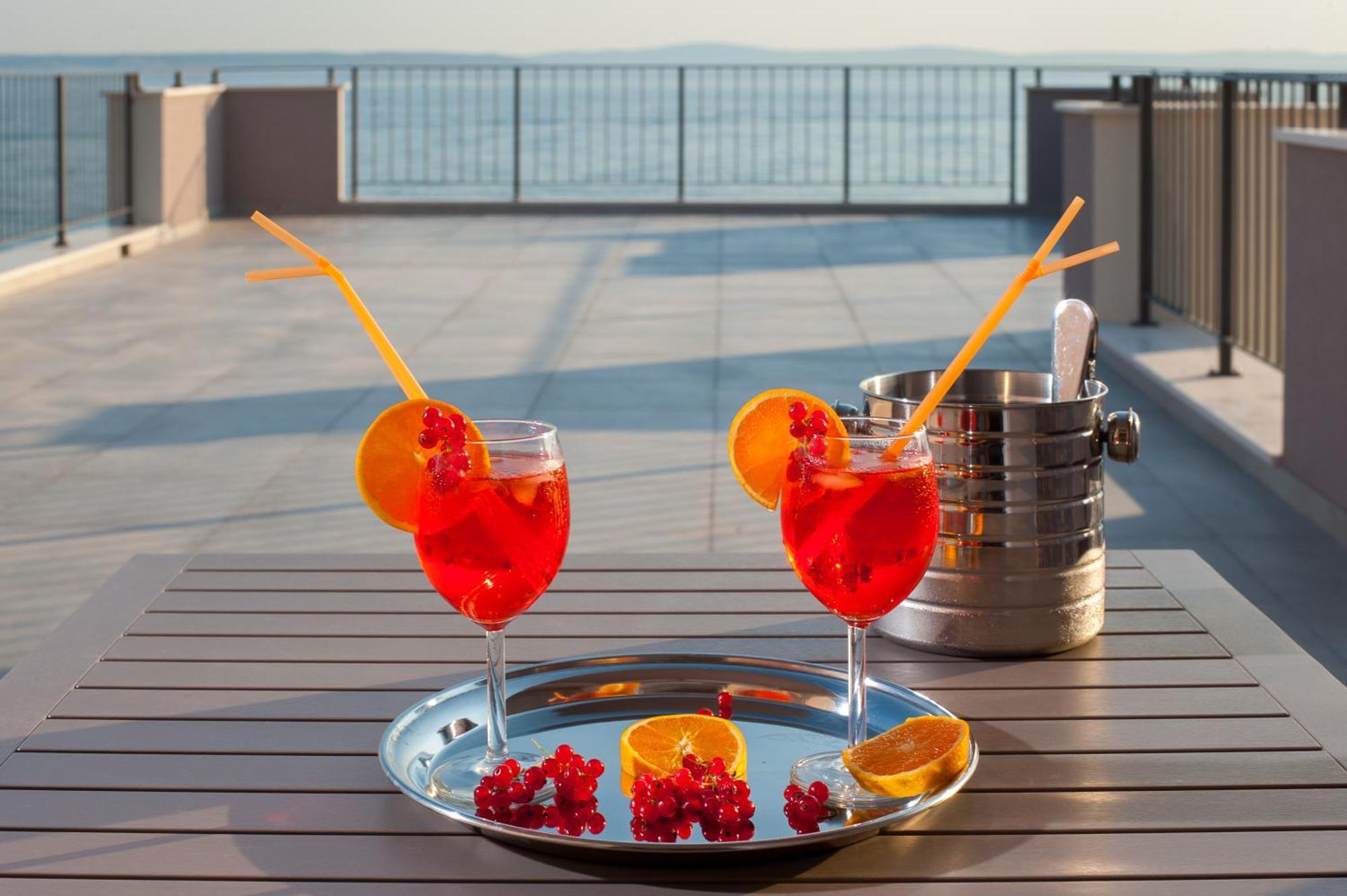 Seaside Luxury Suites Podstrana Rom bilde