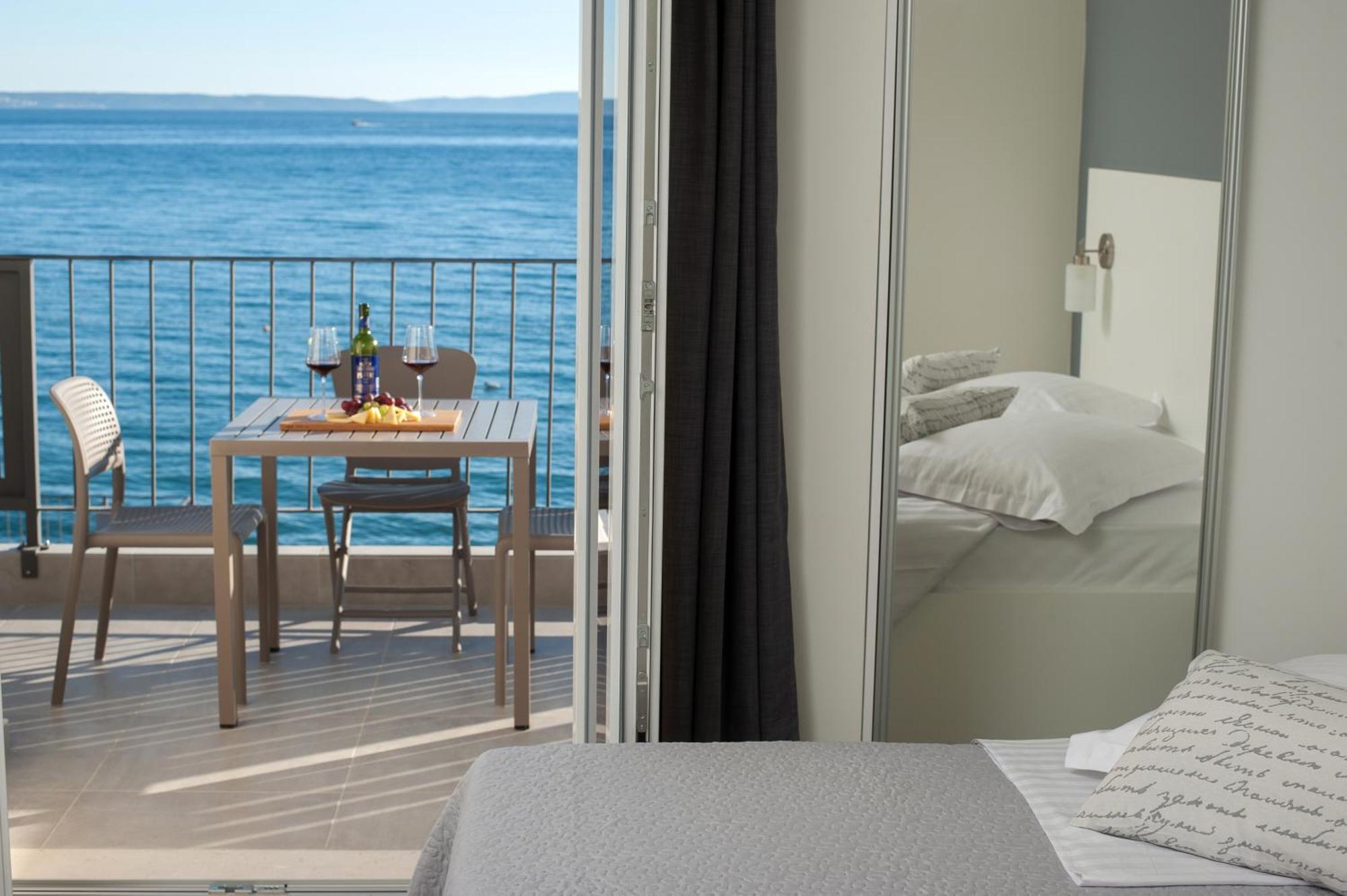 Seaside Luxury Suites Podstrana Rom bilde