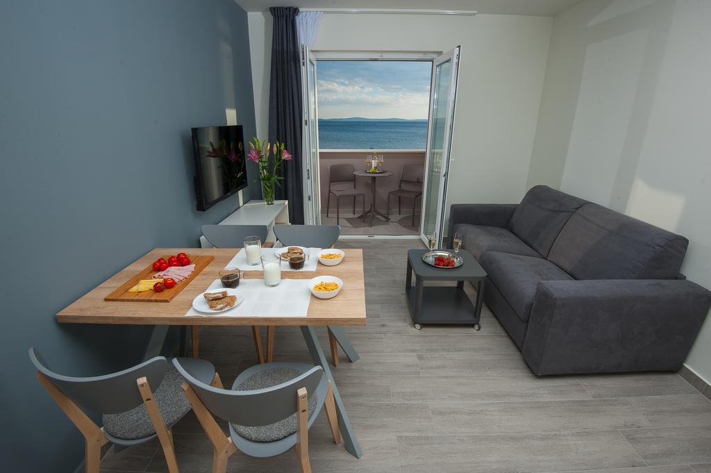 Seaside Luxury Suites Podstrana Eksteriør bilde