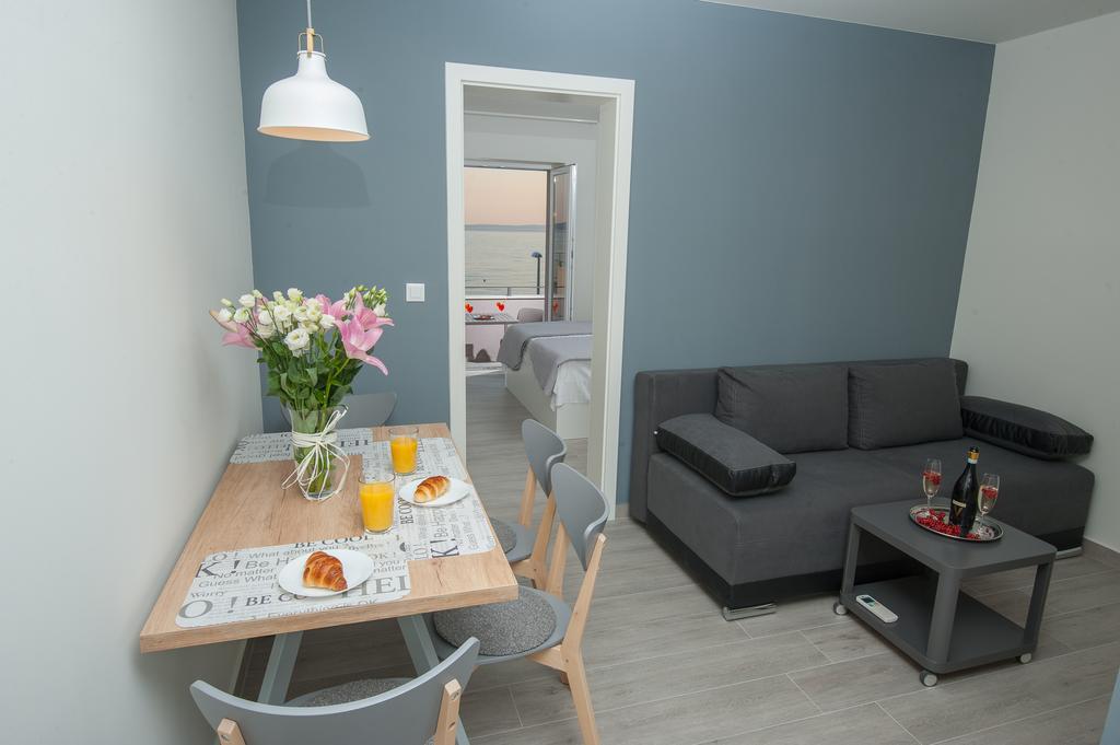 Seaside Luxury Suites Podstrana Eksteriør bilde