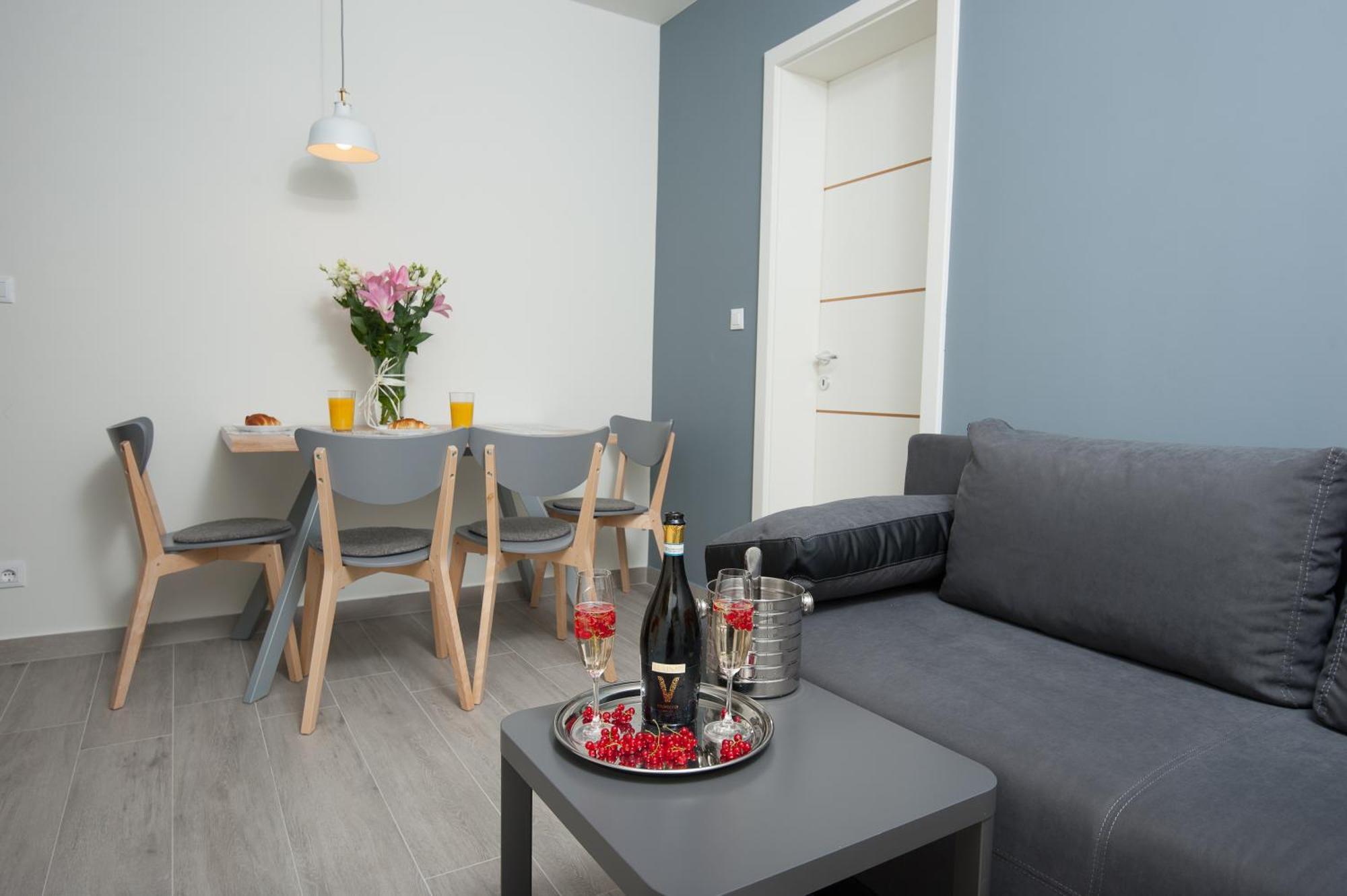 Seaside Luxury Suites Podstrana Eksteriør bilde