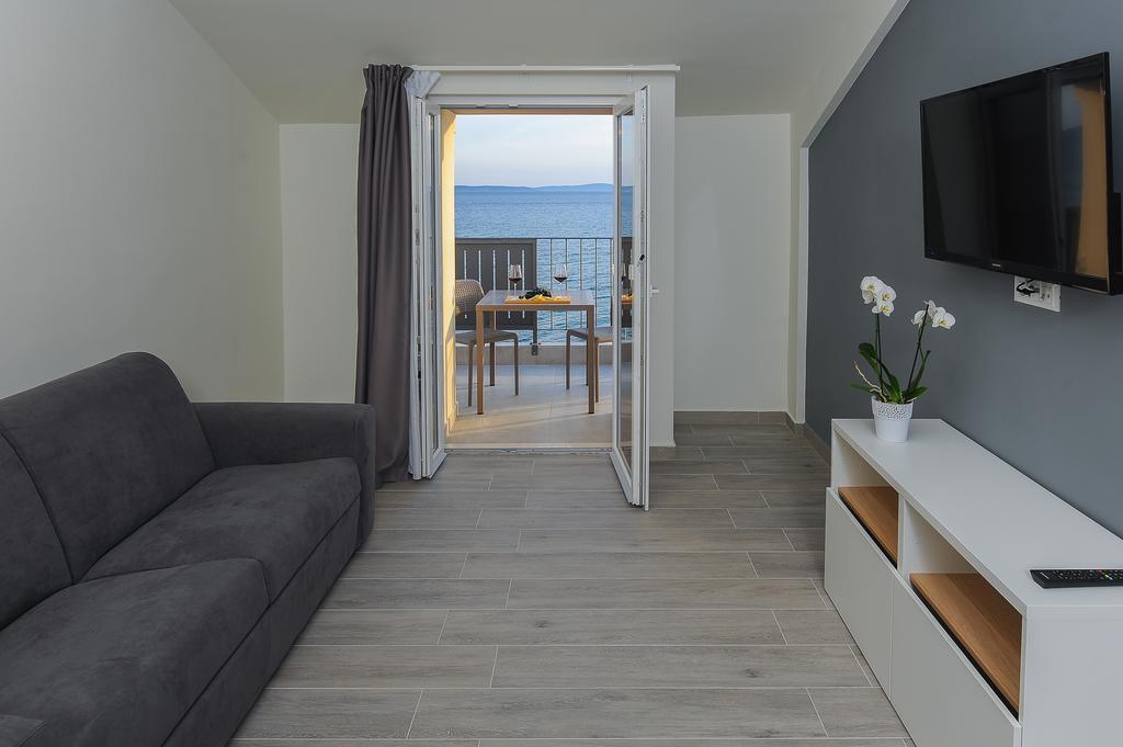 Seaside Luxury Suites Podstrana Eksteriør bilde