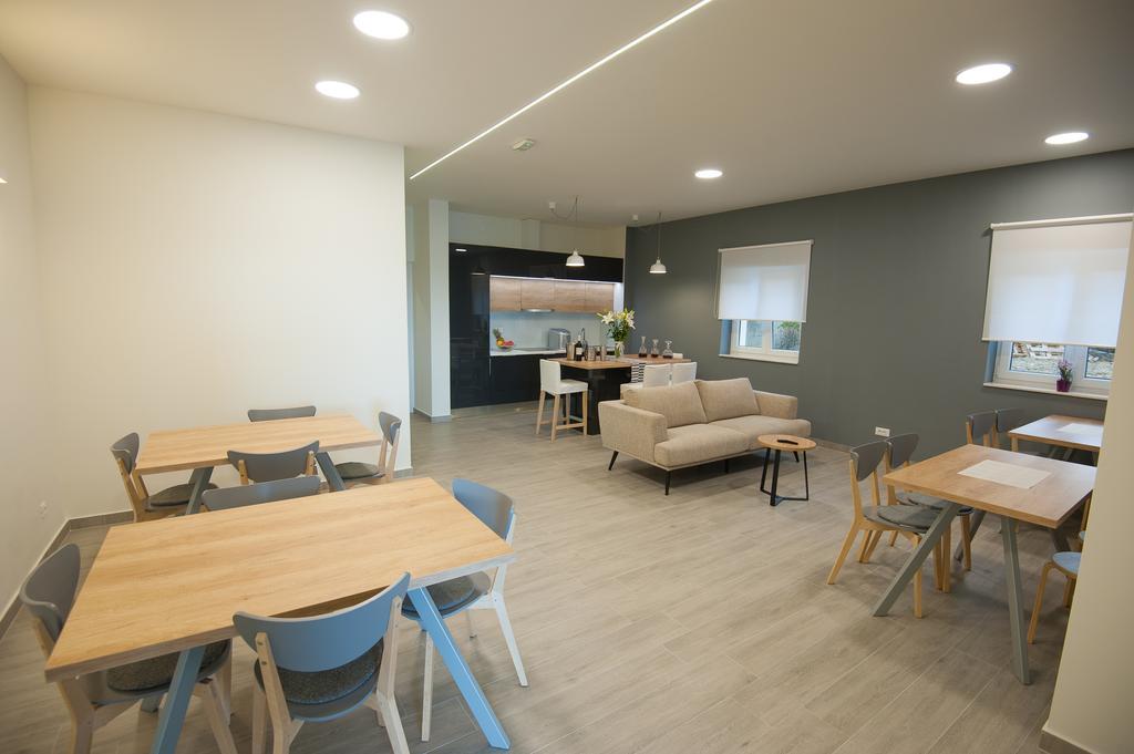 Seaside Luxury Suites Podstrana Eksteriør bilde